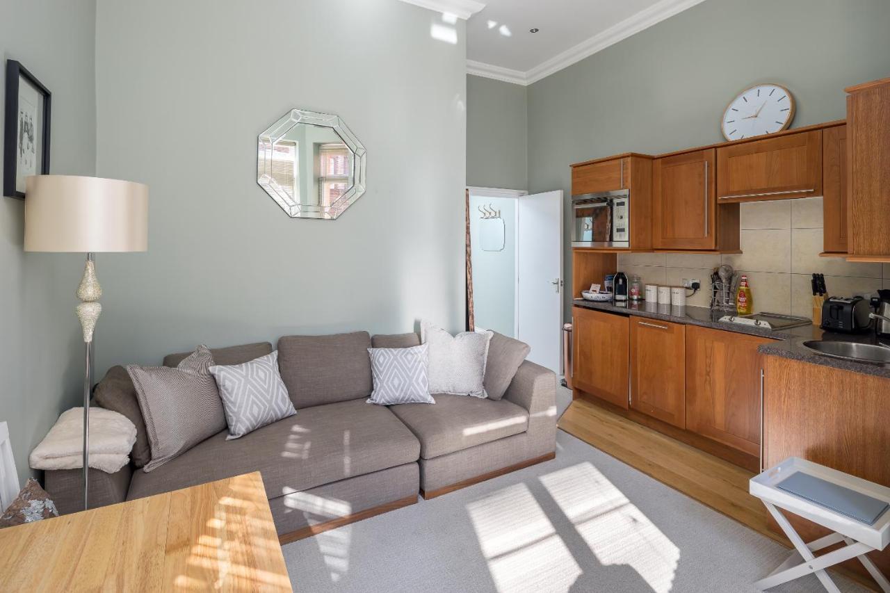 דירות לונדון 1 Minute From Sloane Square Homm Walkable To Harrods And Kings Road מראה חיצוני תמונה